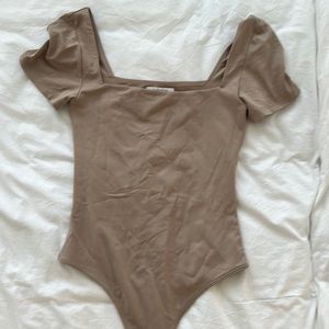 Aritzia Babaton bodysuit